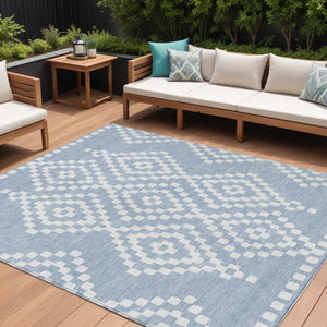 Homeroots 3' Artichoke Green Geometric Washable Indoor Outdoor Area Rug For Stylish Living Spaces & Patios 10' X 14' Polyester 592622