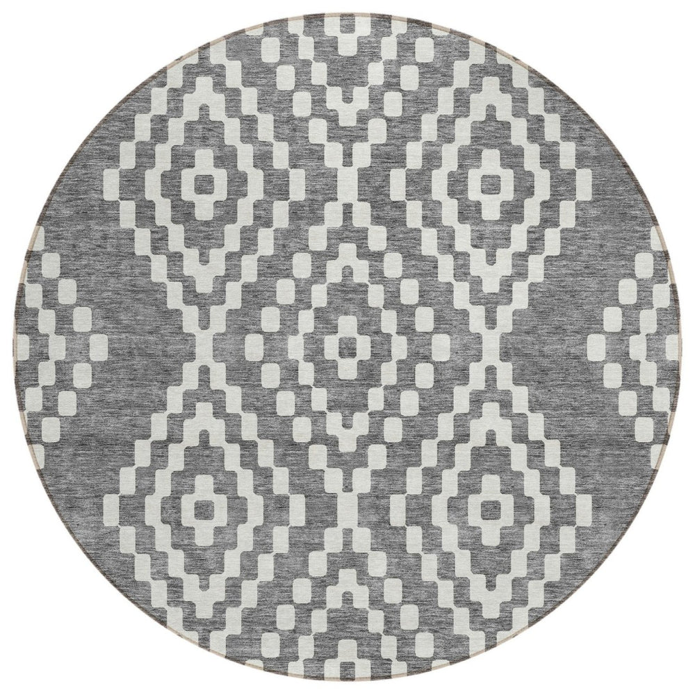 HomeRoots 5' Stylish Gray and Ivory Geometric Area Rug - Washable, Durable, Indoor-Outdoor Versatility for Home 8' Round 592625