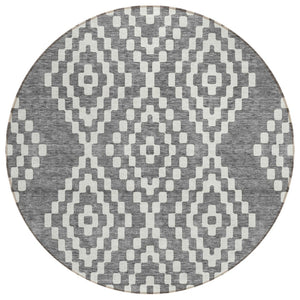 HomeRoots 5' Stylish Gray and Ivory Geometric Area Rug - Washable, Durable, Indoor-Outdoor Versatility for Home 8' Round 592625