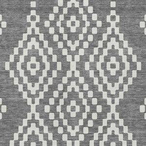 Homeroots 3' Artichoke Green Geometric Washable Indoor Outdoor Area Rug For Stylish Living Spaces & Patios 8' X 10' Polyester 592626