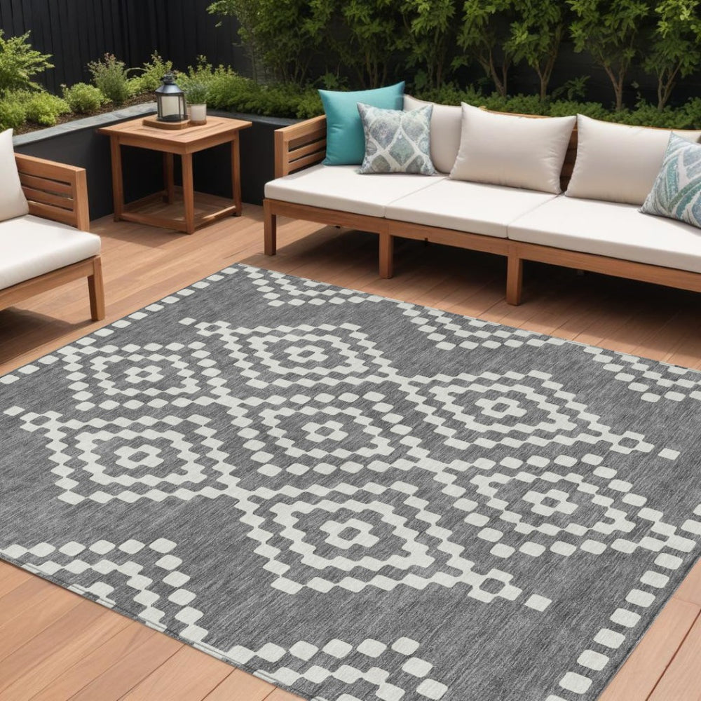 HomeRoots 9' Stylish Gray and Ivory Geometric Area Rug – Durable, Washable, Perfect for Indoor and Outdoor Spaces 9' X 12' 592627