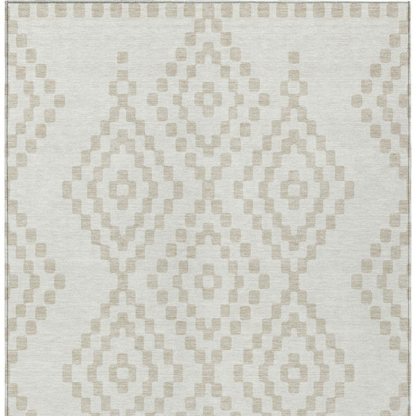 Homeroots 3' Artichoke Green Geometric Washable Indoor Outdoor Area Rug For Stylish Living Spaces & Patios 3' X 5' Polyester 592629