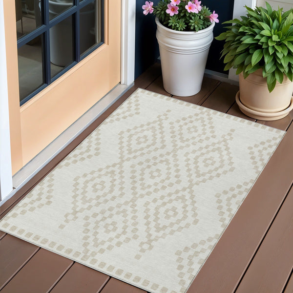 Homeroots 3' Artichoke Green Geometric Washable Indoor Outdoor Area Rug For Stylish Living Spaces & Patios 3' X 5' Polyester 592629