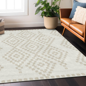 Homeroots 3' Artichoke Green Geometric Washable Indoor Outdoor Area Rug For Stylish Living Spaces & Patios 5' X 8' Polyester 592630