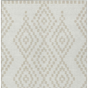 Homeroots 3' Artichoke Green Geometric Washable Indoor Outdoor Area Rug For Stylish Living Spaces & Patios 8' X 10' Polyester 592632