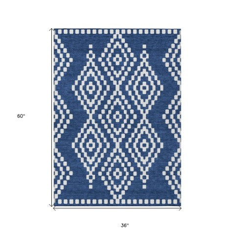 Homeroots 3' Artichoke Green Geometric Washable Indoor Outdoor Area Rug For Stylish Living Spaces & Patios 3' X 5' Polyester 592635