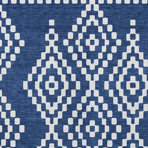 Homeroots 3' Artichoke Green Geometric Washable Indoor Outdoor Area Rug For Stylish Living Spaces & Patios 3' X 5' Polyester 592635