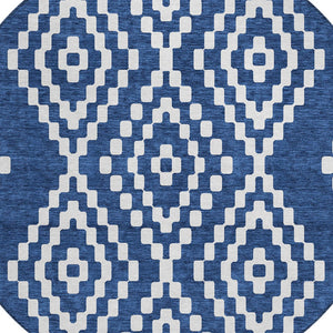 Homeroots 3' Artichoke Green Geometric Washable Indoor Outdoor Area Rug For Stylish Living Spaces & Patios 8' Round Polyester 592637