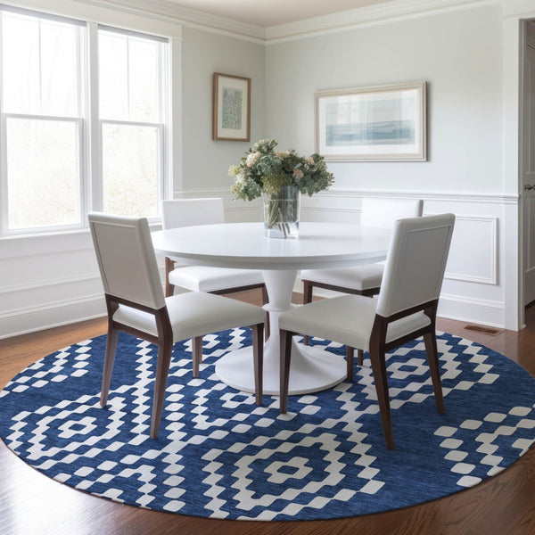 Homeroots 3' Artichoke Green Geometric Washable Indoor Outdoor Area Rug For Stylish Living Spaces & Patios 8' Round Polyester 592637