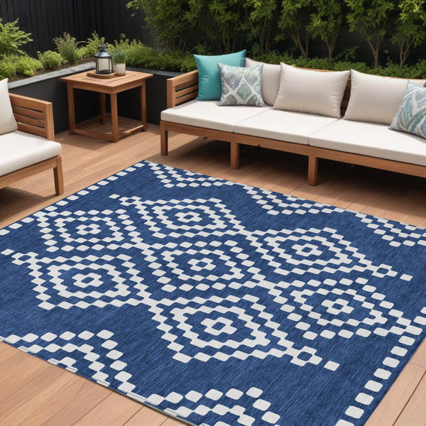 Homeroots 3' Artichoke Green Geometric Washable Indoor Outdoor Area Rug For Stylish Living Spaces & Patios 10' X 14' Polyester 592640