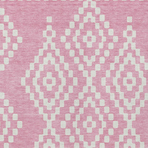 Homeroots 3' Artichoke Green Geometric Washable Indoor Outdoor Area Rug For Stylish Living Spaces & Patios 10' X 14' Polyester 592646