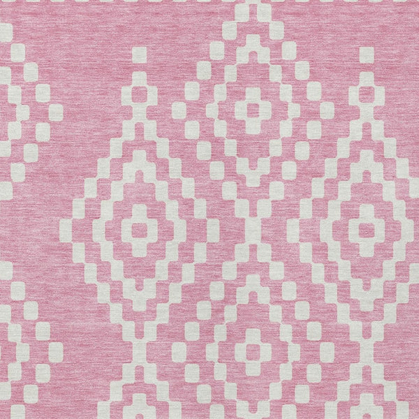 Homeroots 3' Artichoke Green Geometric Washable Indoor Outdoor Area Rug For Stylish Living Spaces & Patios 10' X 14' Polyester 592646