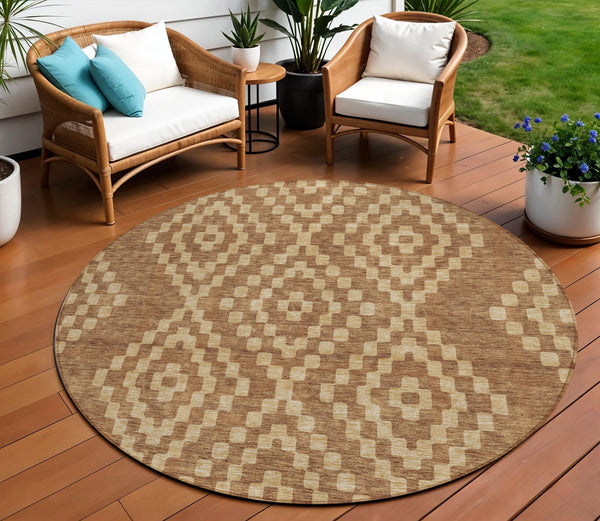 Homeroots 3' Artichoke Green Geometric Washable Indoor Outdoor Area Rug For Stylish Living Spaces & Patios 8' Round Polyester 592649
