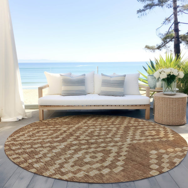 Homeroots 3' Artichoke Green Geometric Washable Indoor Outdoor Area Rug For Stylish Living Spaces & Patios 8' Round Polyester 592649