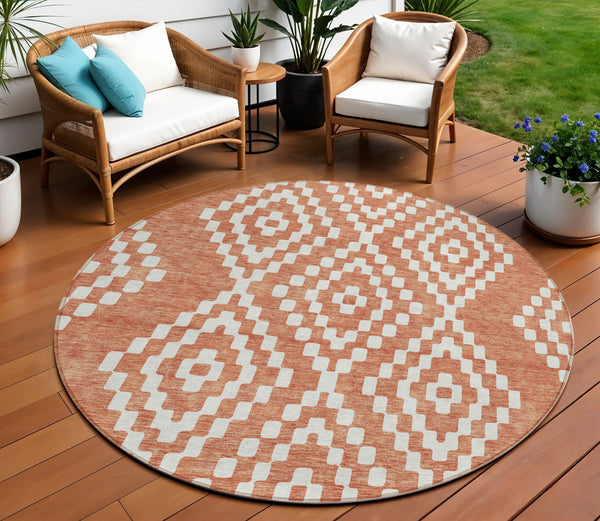 Homeroots 3' Artichoke Green Geometric Washable Indoor Outdoor Area Rug For Stylish Living Spaces & Patios 8' Round Polyester 592655
