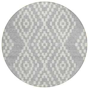 HomeRoots 5' Silver and Ivory Geometric Area Rug - Stylish, Washable, Indoor/Outdoor, Durable & Easy to Maintain 8' Round 592661