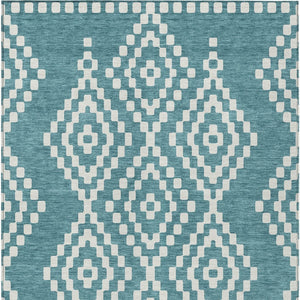 Homeroots 3' Artichoke Green Geometric Washable Indoor Outdoor Area Rug For Stylish Living Spaces & Patios 3' X 5' Polyester 592665