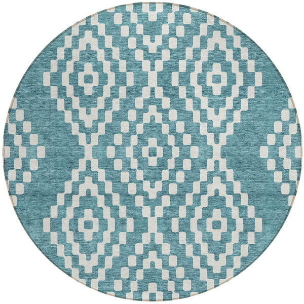 Homeroots 3' Artichoke Green Geometric Washable Indoor Outdoor Area Rug For Stylish Living Spaces & Patios 8' Round Polyester 592667