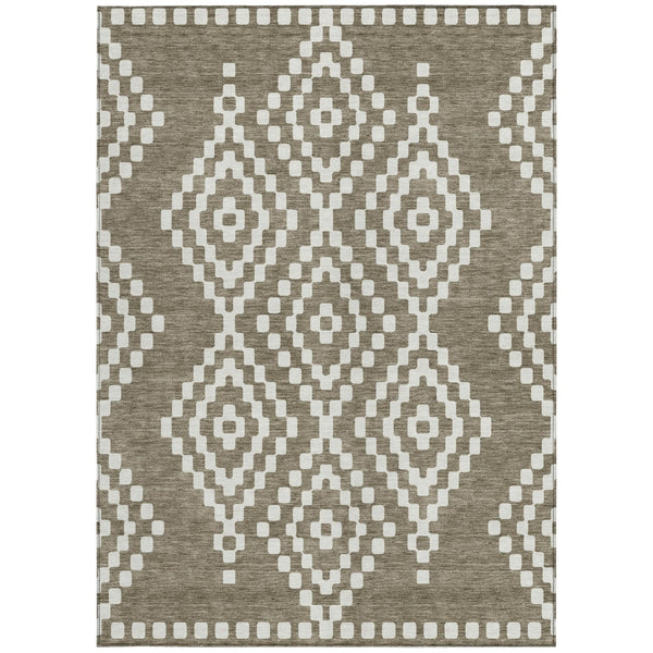Homeroots 3' Artichoke Green Geometric Washable Indoor Outdoor Area Rug For Stylish Living Spaces & Patios 10' X 14' Polyester 592676