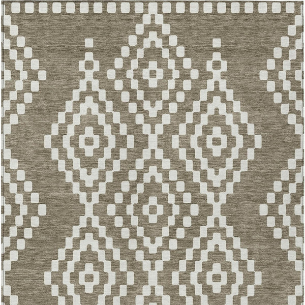 Homeroots 3' Artichoke Green Geometric Washable Indoor Outdoor Area Rug For Stylish Living Spaces & Patios 10' X 14' Polyester 592676