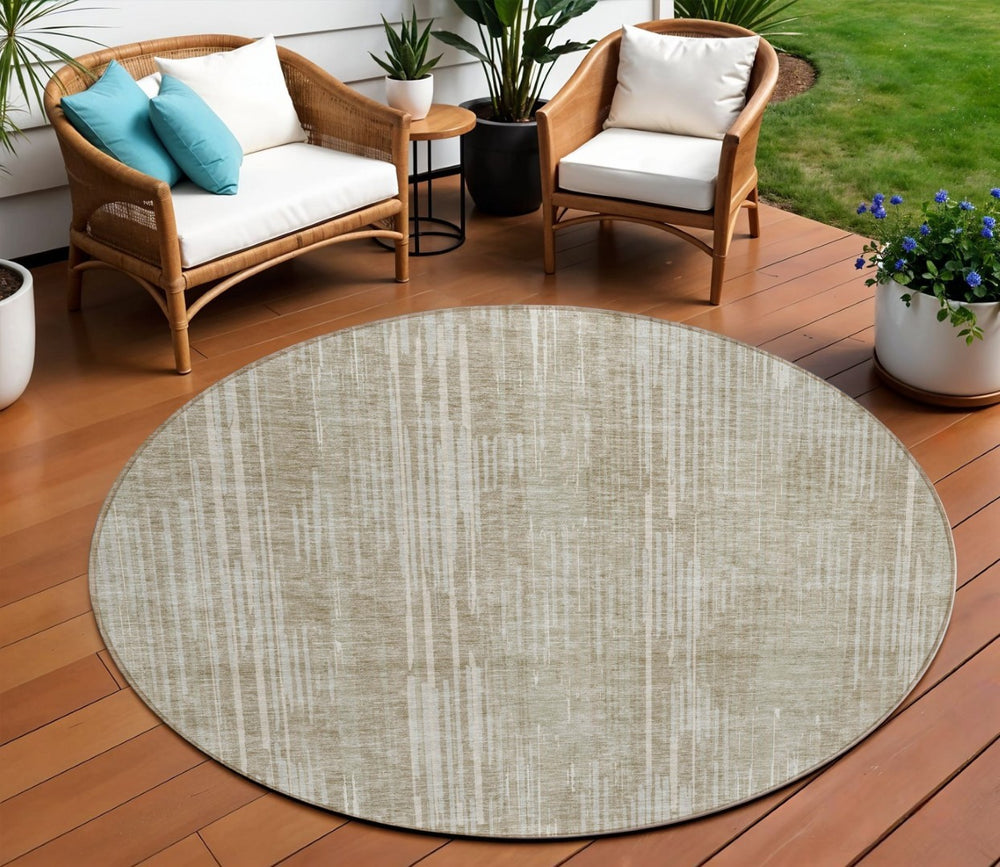 HomeRoots 5' Versatile Beige and Ivory Striped Washable Rug - Durable Indoor Outdoor Comfort for Any Space 8' Round 593044