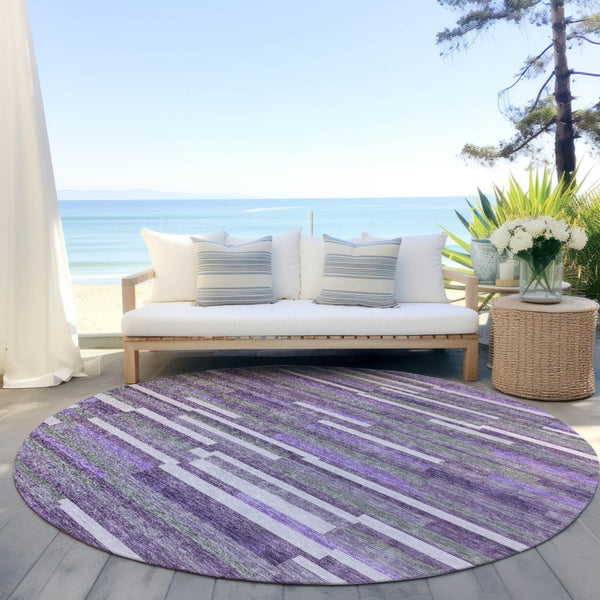 Homeroots 3' Brown And Ivory Striped Washable Area Rug - Stylish Comfort For Indoor And Outdoor Spaces 8' Round Polyester 593140