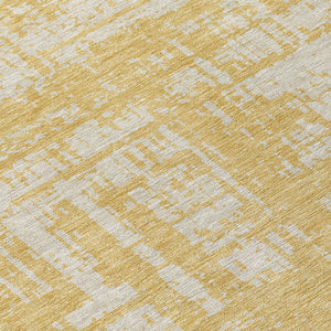 Homeroots 3' Aqua And Ivory Abstract Washable Area Rug For Indoor Outdoor Spaces - Durable And Stylish Design 8' Round Polyester 593194