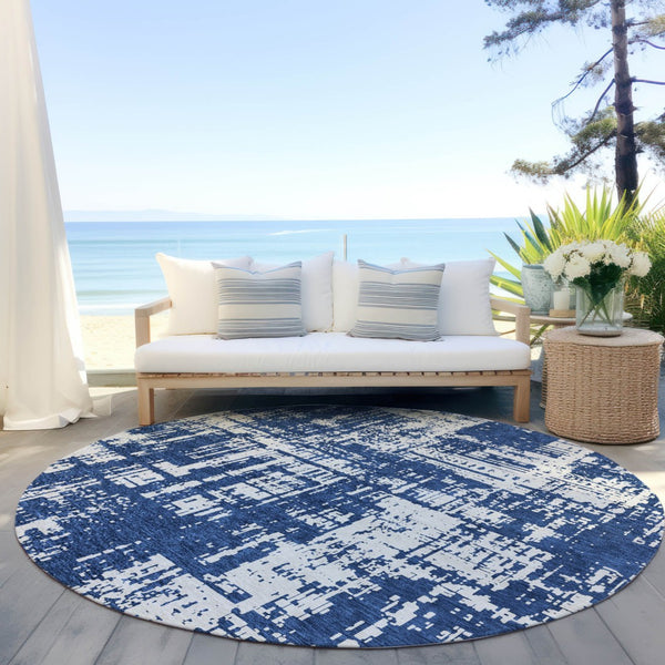Homeroots 3' Aqua And Ivory Abstract Washable Area Rug For Indoor Outdoor Spaces - Durable And Stylish Design 8' Round Polyester 593212