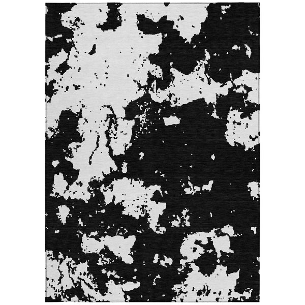 Homeroots 3' Artichoke Green Abstract Washable Indoor Outdoor Area Rug - Stylish, Durable, And Easy To Clean 3' X 5' Polyester 593324