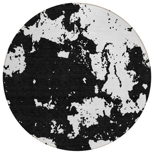 HomeRoots 5' Black and Ivory Abstract Area Rug - Stylish, Washable Indoor/Outdoor Design for High-Traffic Areas 8' Round 593326