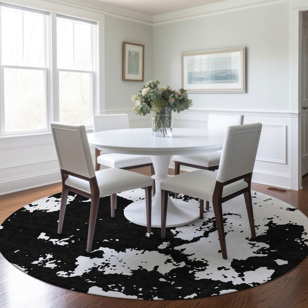 Homeroots 3' Artichoke Green Abstract Washable Indoor Outdoor Area Rug - Stylish, Durable, And Easy To Clean 8' Round Polyester 593326