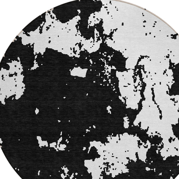 Homeroots 3' Artichoke Green Abstract Washable Indoor Outdoor Area Rug - Stylish, Durable, And Easy To Clean 8' Round Polyester 593326