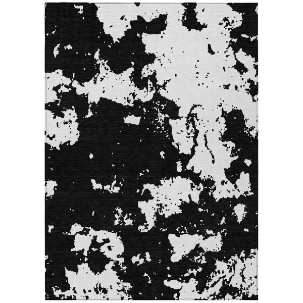 HomeRoots 5' Black and Ivory Abstract Area Rug - Stylish, Washable Indoor/Outdoor Design for High-Traffic Areas 10' X 14' 593329