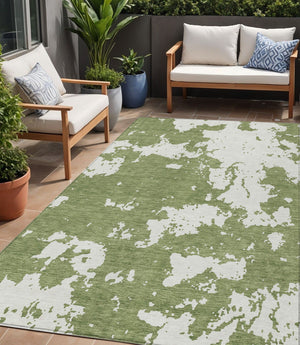 Homeroots 3' Artichoke Green Abstract Washable Indoor Outdoor Area Rug - Stylish, Durable, And Easy To Clean 5' X 8' Polyester 593337