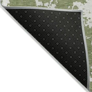 Homeroots 3' Artichoke Green Abstract Washable Indoor Outdoor Area Rug - Stylish, Durable, And Easy To Clean 5' X 8' Polyester 593337