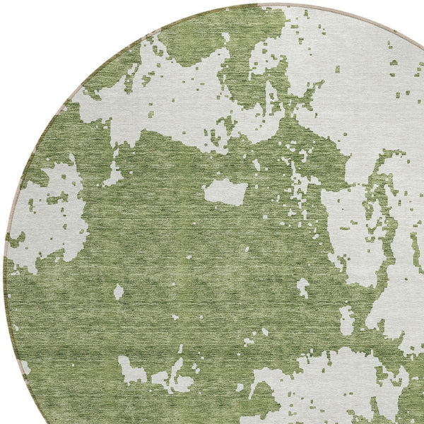 Homeroots 3' Artichoke Green Abstract Washable Indoor Outdoor Area Rug - Stylish, Durable, And Easy To Clean 8' Round Polyester 593338