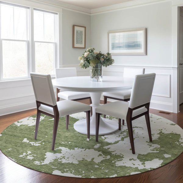 Homeroots 3' Artichoke Green Abstract Washable Indoor Outdoor Area Rug - Stylish, Durable, And Easy To Clean 8' Round Polyester 593338