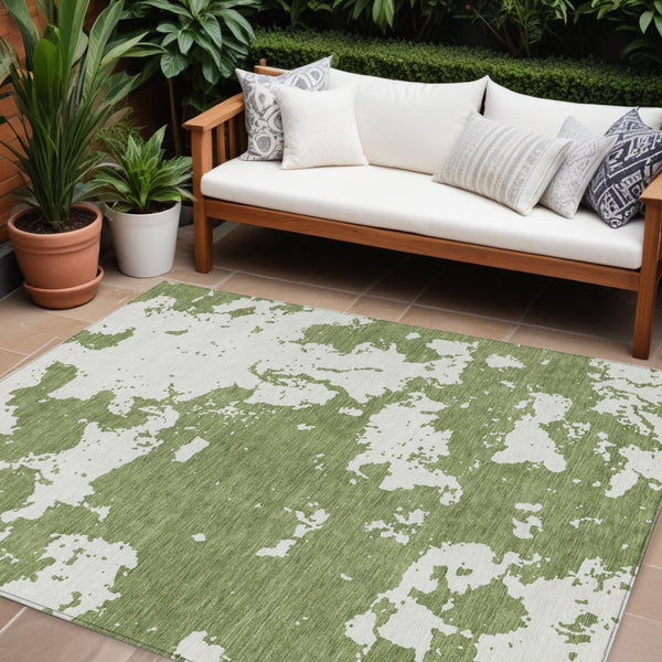 Homeroots 3' Artichoke Green Abstract Washable Indoor Outdoor Area Rug - Stylish, Durable, And Easy To Clean 10' X 14' Polyester 593341