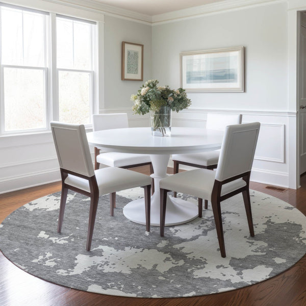 Homeroots 3' Artichoke Green Abstract Washable Indoor Outdoor Area Rug - Stylish, Durable, And Easy To Clean 8' Round Polyester 593350