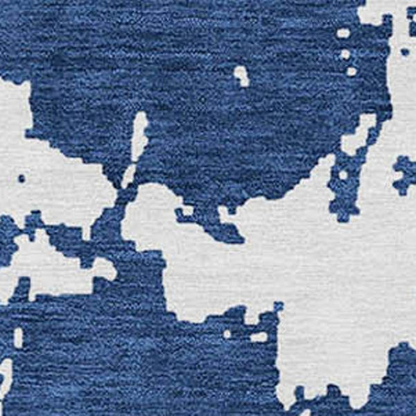 Homeroots 3' Artichoke Green Abstract Washable Indoor Outdoor Area Rug - Stylish, Durable, And Easy To Clean 5' X 8' Polyester 593361