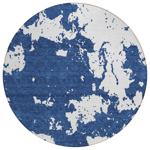 HomeRoots 5' Navy Blue and Ivory Abstract Washable Area Rug for Indoor and Outdoor High-Traffic Spaces 8' Round 593362