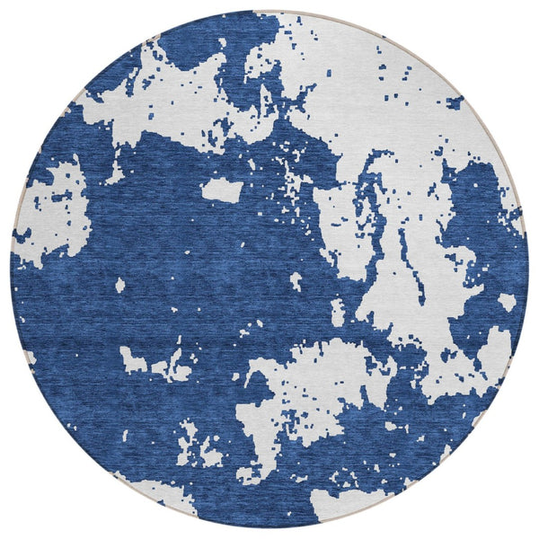 HomeRoots 5' Navy Blue and Ivory Abstract Washable Area Rug for Indoor and Outdoor High-Traffic Spaces 8' Round 593362