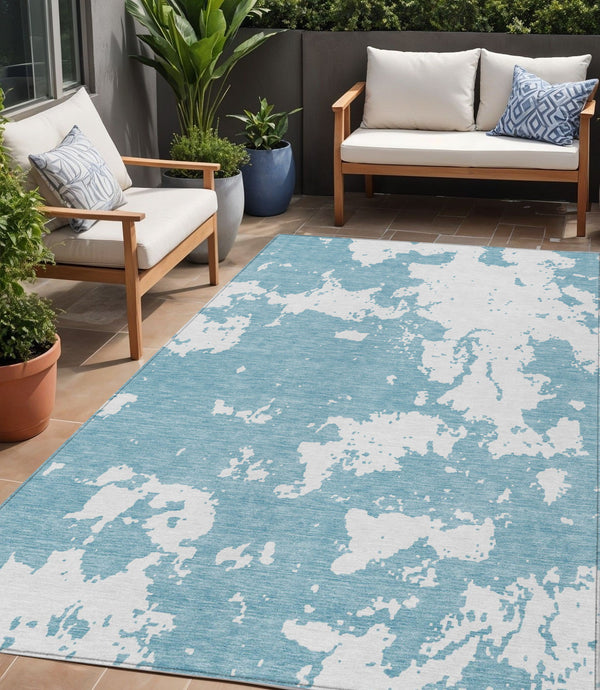 Homeroots 3' Artichoke Green Abstract Washable Indoor Outdoor Area Rug - Stylish, Durable, And Easy To Clean 5' X 8' Polyester 593379