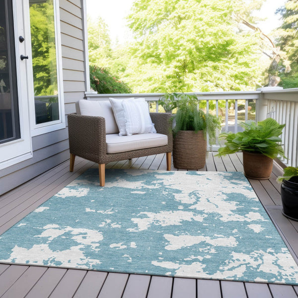 Homeroots 3' Artichoke Green Abstract Washable Indoor Outdoor Area Rug - Stylish, Durable, And Easy To Clean 9' X 12' Polyester 593382