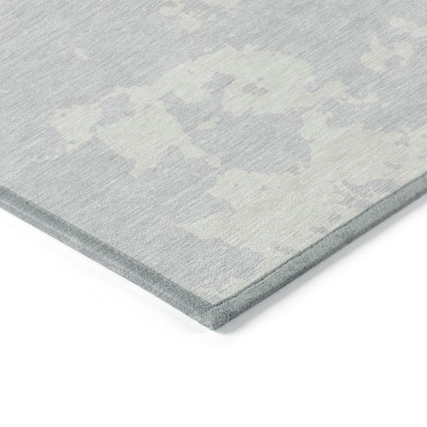 Homeroots 3' Artichoke Green Abstract Washable Indoor Outdoor Area Rug - Stylish, Durable, And Easy To Clean 3' X 5' Polyester 593384