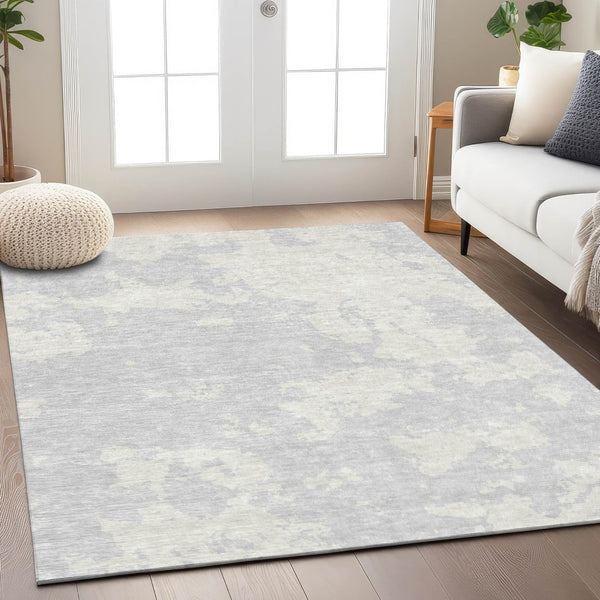 Homeroots 3' Artichoke Green Abstract Washable Indoor Outdoor Area Rug - Stylish, Durable, And Easy To Clean 3' X 5' Polyester 593384