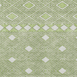 Homeroots 3' Artichoke Green Geometric Indoor Outdoor Area Rug - Durable, Washable, Stylish For Any Space 3' X 5' Polyester 593402