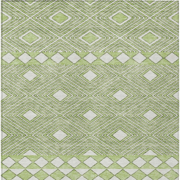 Homeroots 3' Artichoke Green Geometric Indoor Outdoor Area Rug - Durable, Washable, Stylish For Any Space 8' X 10' Polyester 593405