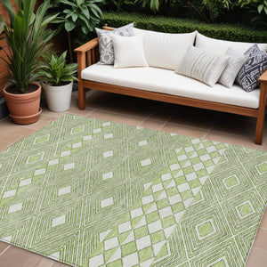 Homeroots 3' Artichoke Green Geometric Indoor Outdoor Area Rug - Durable, Washable, Stylish For Any Space 9' X 12' Polyester 593406