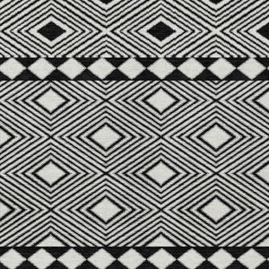 Homeroots 3' Artichoke Green Geometric Indoor Outdoor Area Rug - Durable, Washable, Stylish For Any Space 3' X 5' Polyester 593408